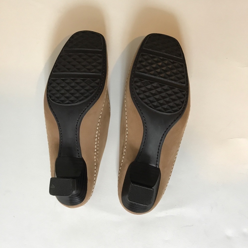 Aerosoles Two Stitchy slip-on suede kitten heels - Picture 4 of 8
